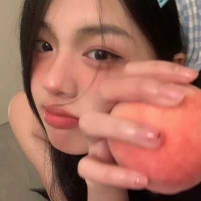 彩绘门 封面